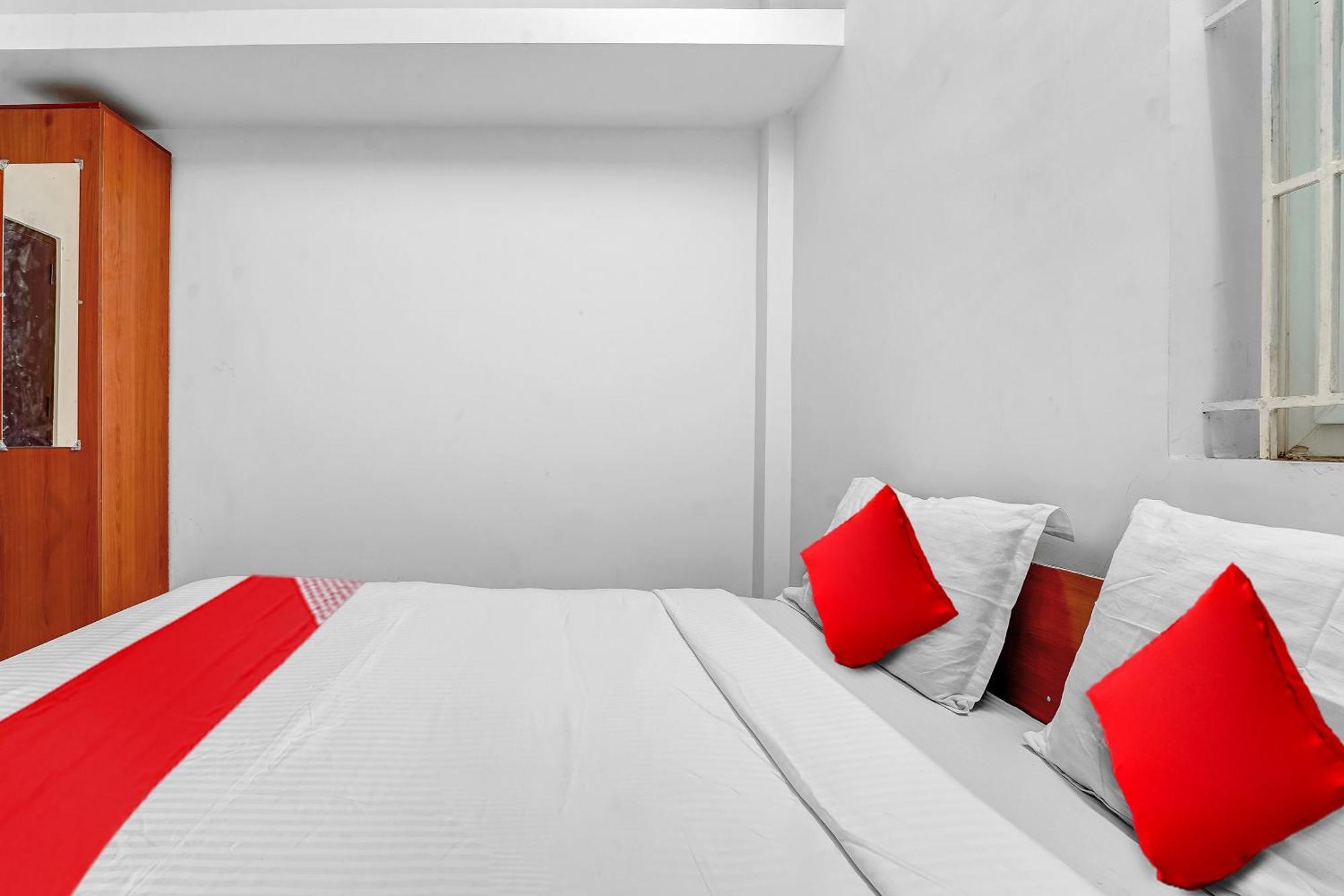 Hotel O Crown Tower Kojambuttúr Kültér fotó