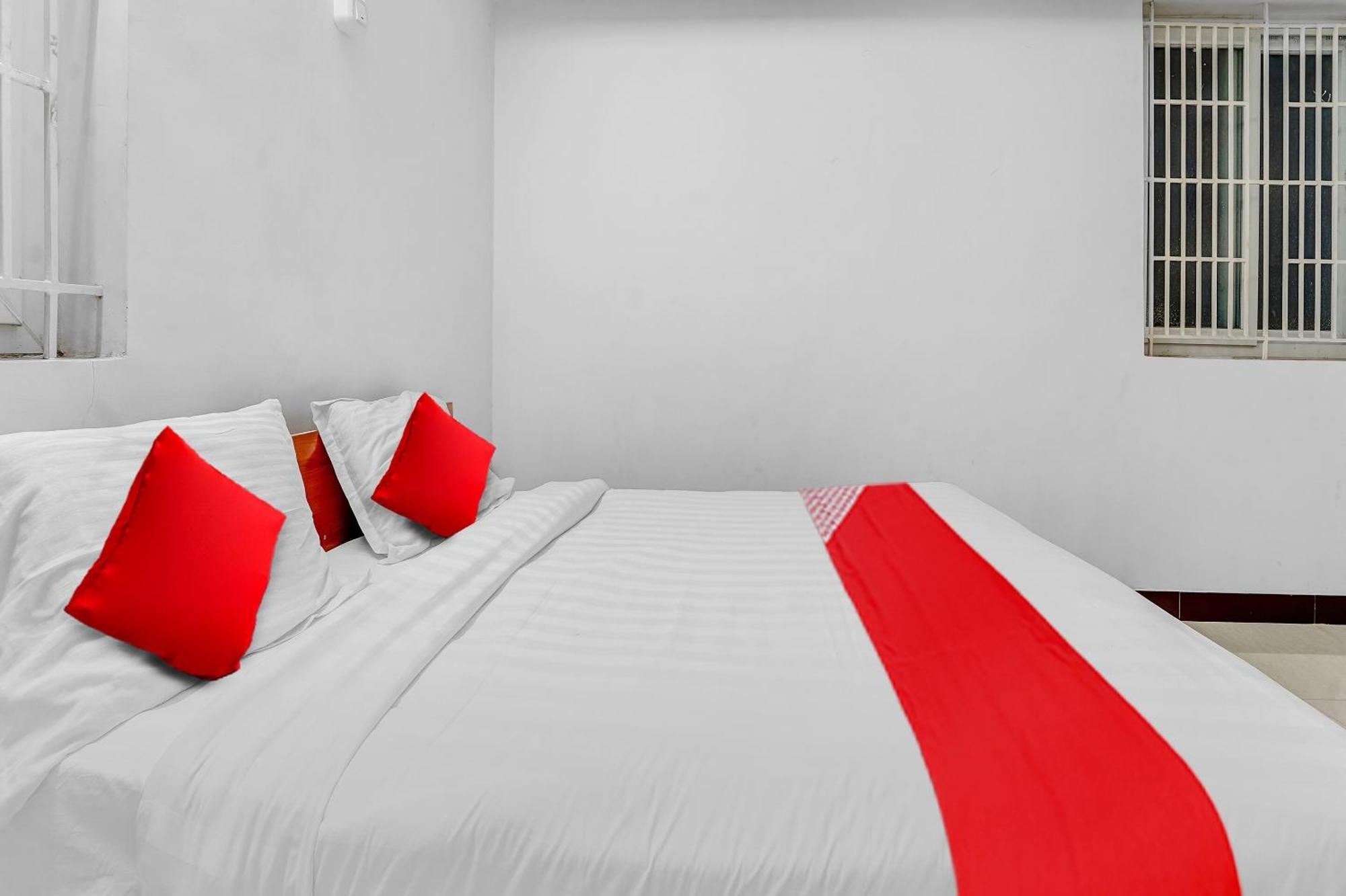 Hotel O Crown Tower Kojambuttúr Kültér fotó