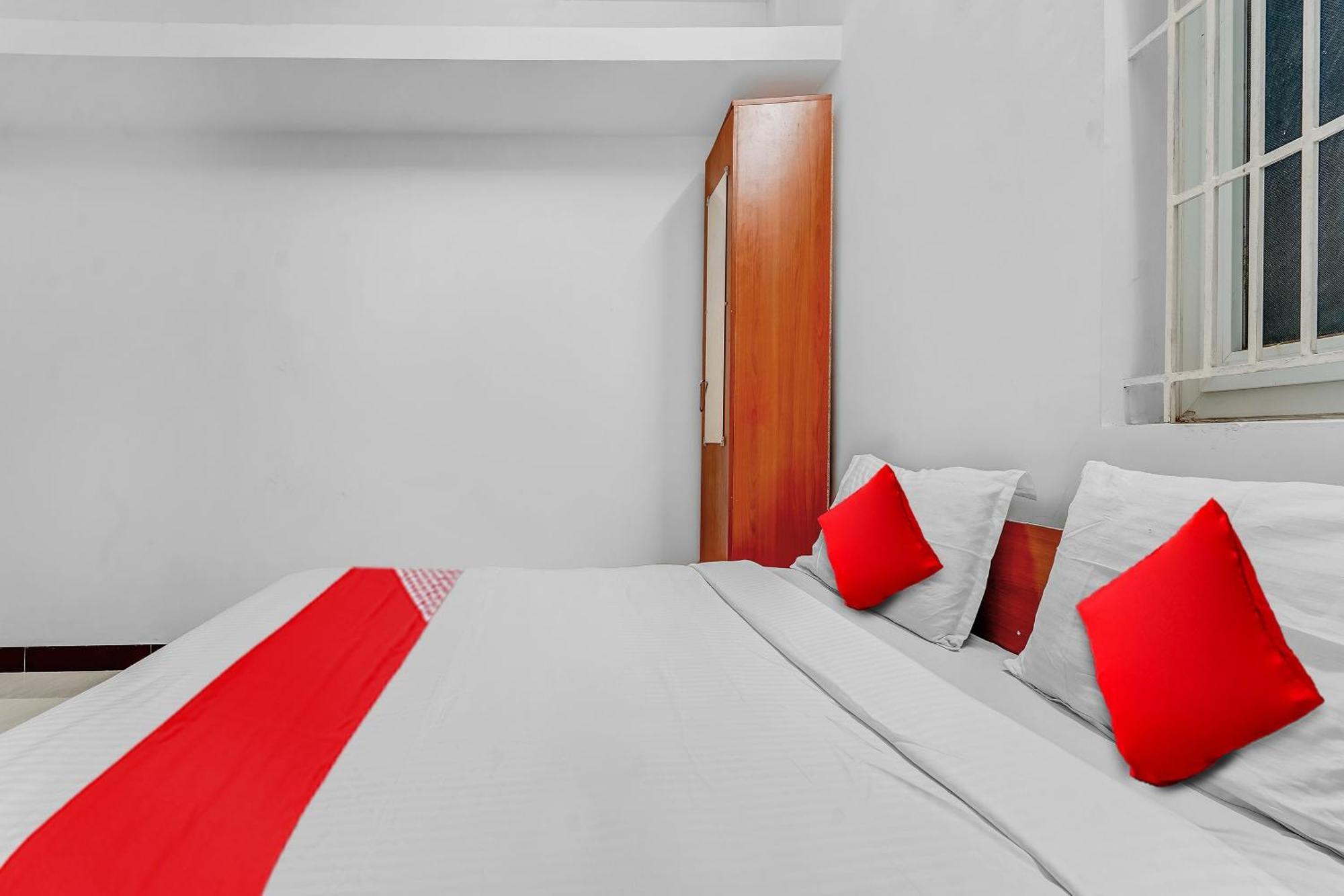 Hotel O Crown Tower Kojambuttúr Kültér fotó